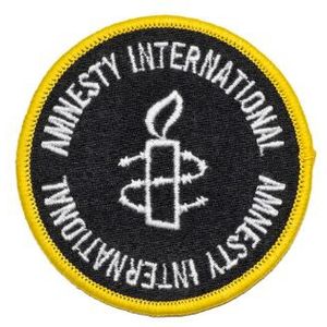 Strijkembleem Amnesty International zwart