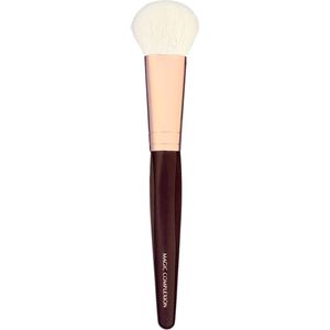 Charlotte Tilbury Magic Complexion Brush - foundationkwast