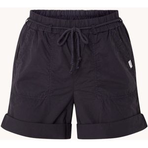 Penn & Ink Mid waist straight fit korte broek met steekzakken