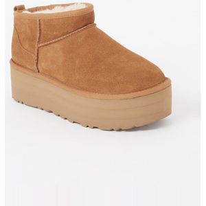 UGG Classic Ultra Mini Platform enkellaarsje van suède