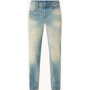 Diesel D-Finitive tapered jeans met verwassen afwerking