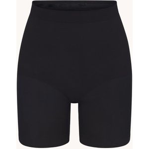 SKIMS Seamless Sculpt high waisted corrigerende short