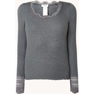 Rosemunde Longsleeve in zijdeblend met structuur en details van kant