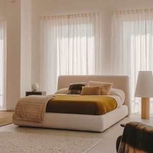 Kave Home Bed 'Martina' Bouclé Tweepersoons, 180 x 200cm