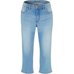 Slim capri jeans, mid waist