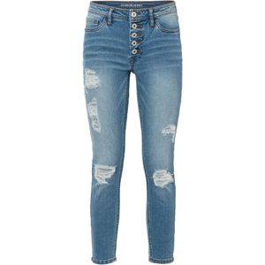 Cropped destroyed jeans