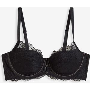 Voorgevormde bh van fijn kant