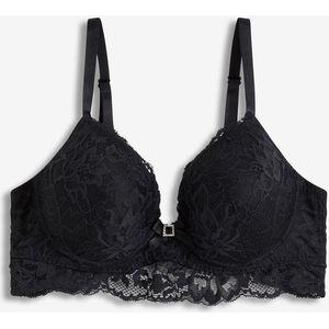 Voorgevormde bh met fijn kant