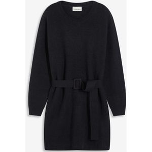 Korte gebreide jurk met zachte wol en riem