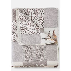 Sprei met patchworkprint