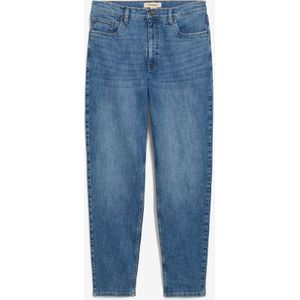 High waist mom jeans, cropped