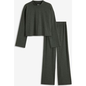 Oversized loungewear