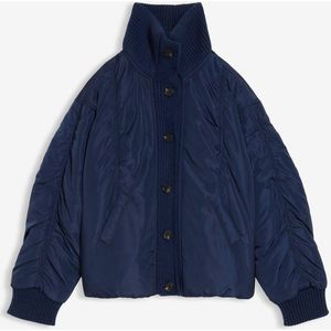 Gewatteerde jas met gebreide mouwboorden