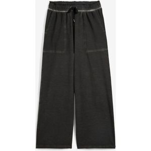 High waist sweatpants met cargodetails, cropped