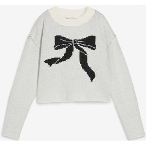 Fijngebreide trui met een strik