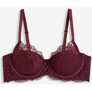 Voorgevormde bh van fijn kant