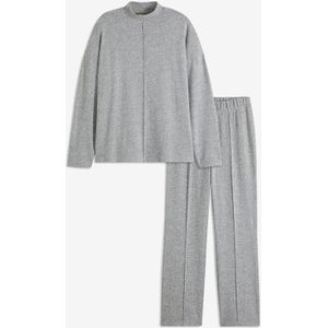 Oversized pyjama van zacht materiaal (2-dlg. set)