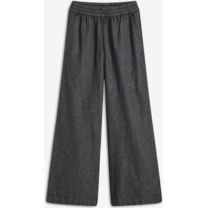 Wide leg jeans met high waist