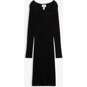 Gebreide zwangerschaps- en voedingsjurk