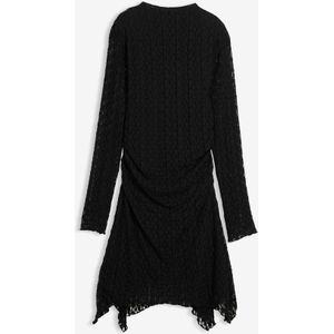 Kanten jurk met puntige onderrand