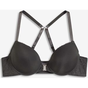 Voorgevormde bh met praktische sluiting voor