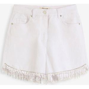 Short met een kettingdetail