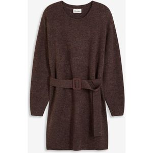 Korte gebreide jurk met zachte wol en riem