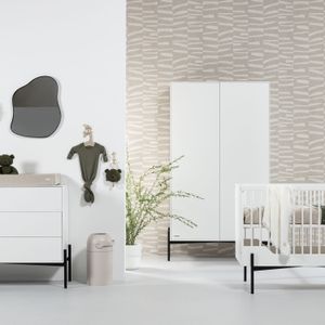 Kidsmill Boutique Babykamer Wit / Zwart | Bed 60 x 120 cm + Commode