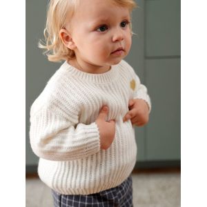 Gebreide babytrui met gouden hartje ivoor