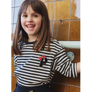 Gestreepte T-shirt met patch en sierstrik voor meisjes marineblauw, gestreept