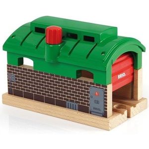 BRIO Treingarage met Roldeuren - 33574