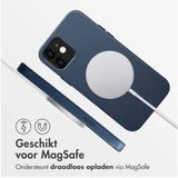 Accezz MagSafe Leather Backcover iPhone 12 (Pro) - Telefoonhoesje Blauw