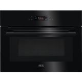 AEG KMF768080B combi oven