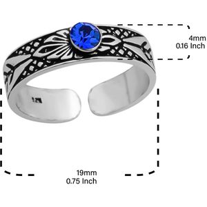 Zilveren teenring, bewerkte, geoxideerde band met capri blue kristal