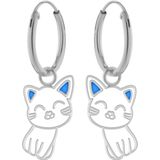 Zilveren oorringen met hanger, wit katje met blauwe oortjes
