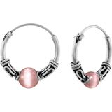 Zilveren oorringen, Bali hoops met pink cat eye steen