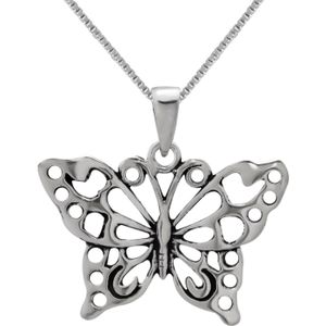 Zilveren ketting met hanger, opengewerkte vlinder