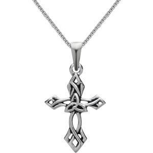 Zilveren ketting met hanger, bewerkt kruis met triquetra
