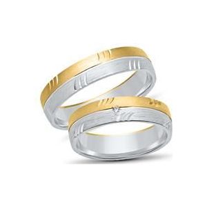 Trouwringen 8 karaat geel witgoud met Diamant