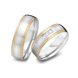 Trouwringen 14 karaat geel-wit goud 3 Diamanten