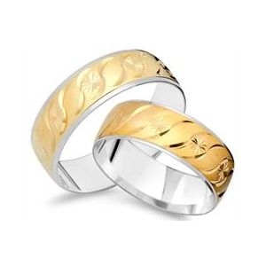 Trouwringen 8 karaat geel witgoud