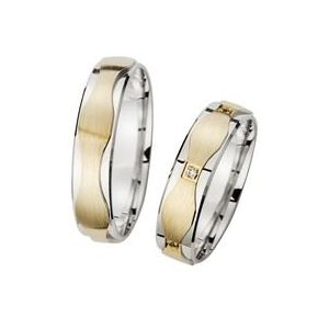 Trouwringen geel en witgoud met Diamanten breedte 5 mm
