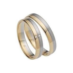 Trouwringen in geel- en witgoud met 2 briljanten