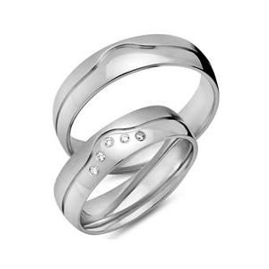 Trouwringen 8 karaat witgoud 5 Diamanten