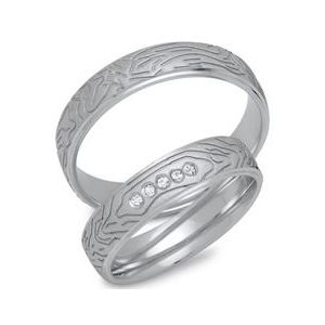 Trouwringen 8 karaat witgoud 5 Diamanten