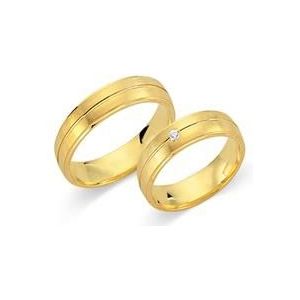 Trouwringen 8 karaat geelgoud met Diamant