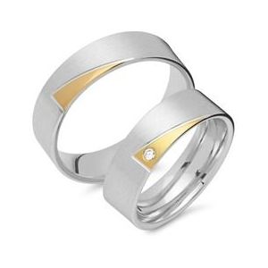 Trouwringen 8 karaat geel witgoud met Diamant