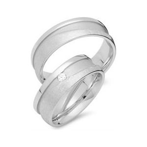 Trouwringen 8 karaat witgoud met Diamant