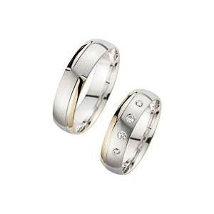 Trouwringen geel en witgoud met Diamanten breedte 5,5 mm
