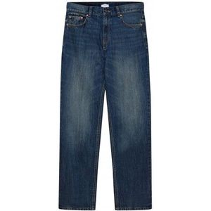 GRUNT : Jeans tussen straight en wide